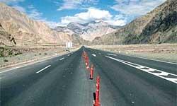 Global businesses free to enter CPEC