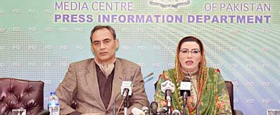 Zubair Gilani addressing a Press Conference