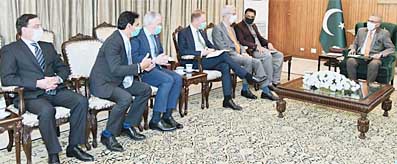 President of Pakistan chaired a meeting with Hein Schumacher