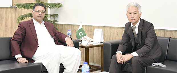 M Azfar Ahsan meeting with Mitsubishi representatives